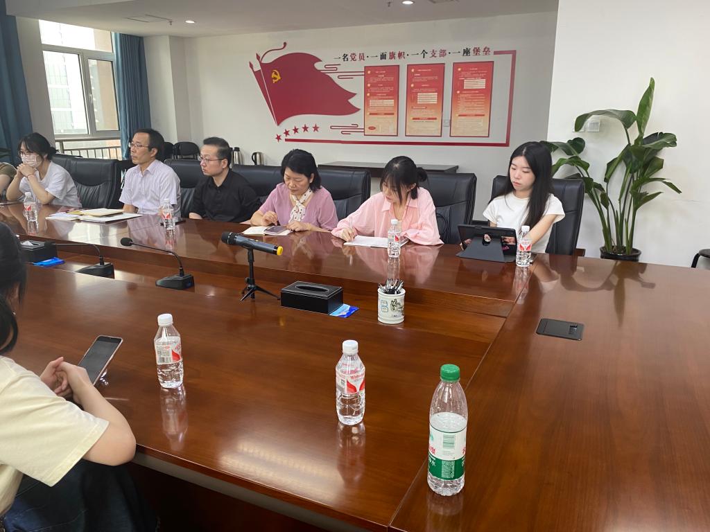 前往位于河南郑州的中州古籍出版社